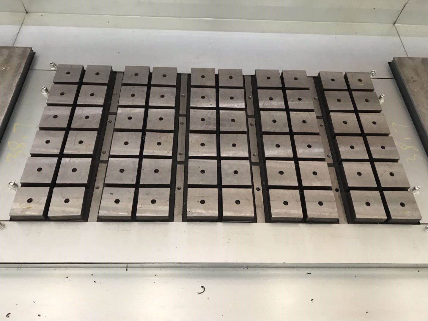 比亚迪定制电永磁吸盘,电磁吸盘