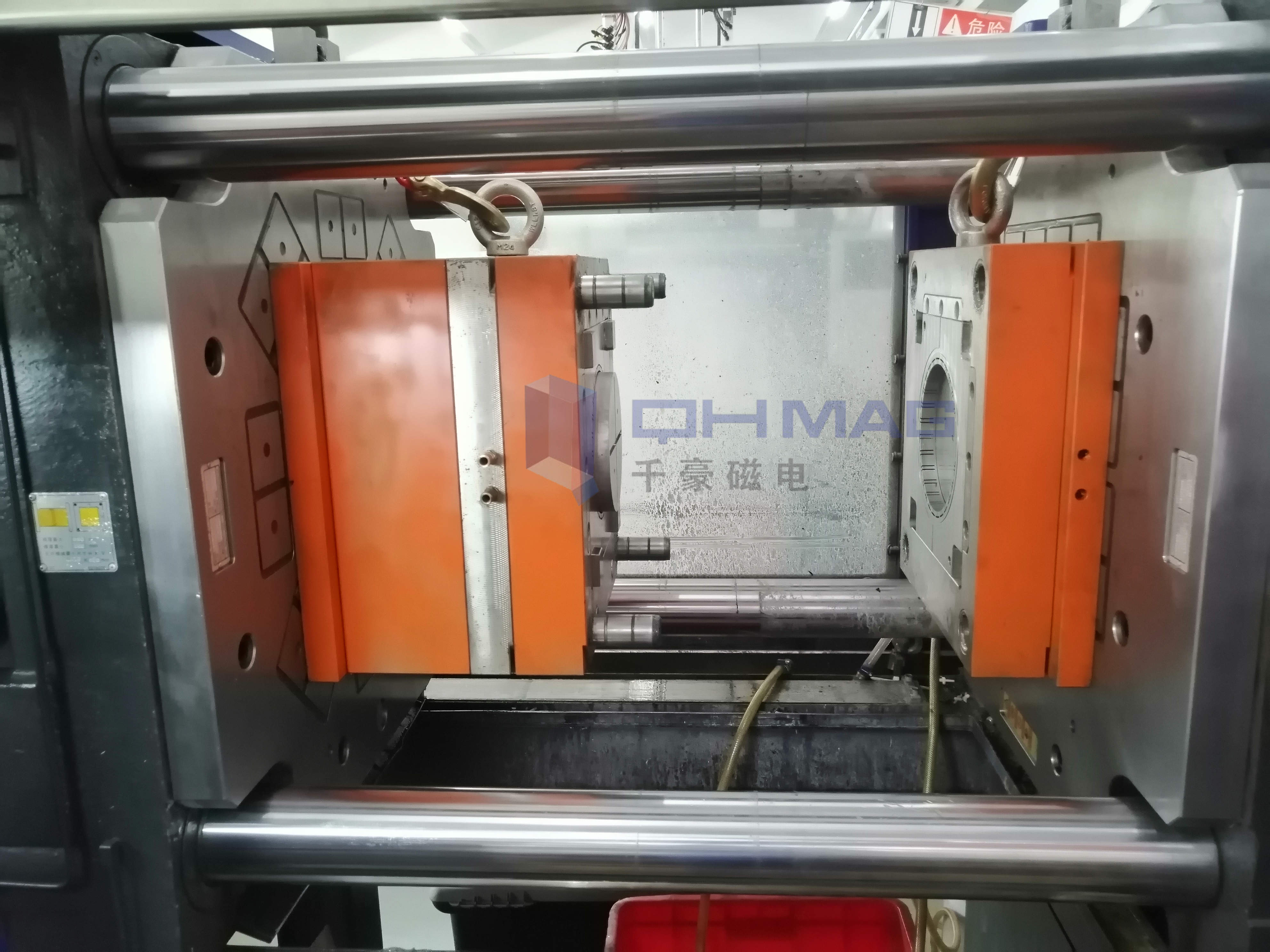 注塑机换模250吨快速换模系统